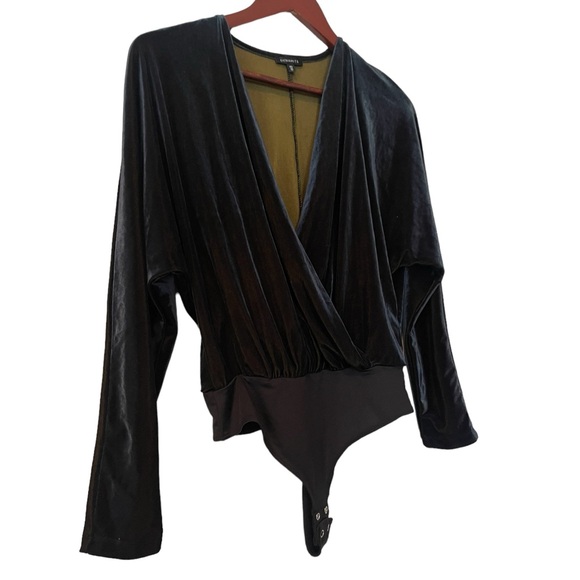 Blue navy velvet long sleeve bodysuit from Dynamite Size Small - Picture 6 of 7